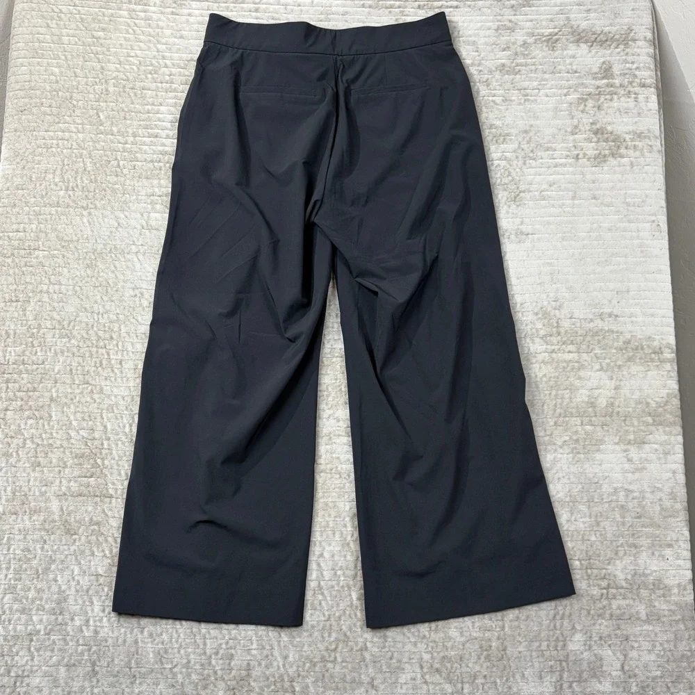 Athleta Black Wide Leg Snap Hem Travel Commuter‎ Pants Size 2